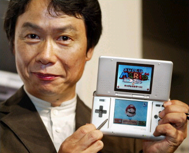El último paso de Miyamoto ha sido el de convertir sus Nintendo 3DS en audioguías para el Museo del Louvre