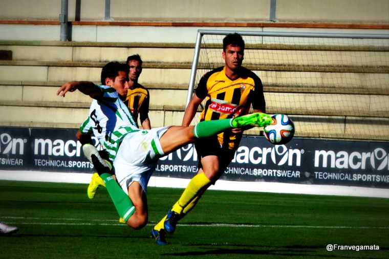 Acrobacia (BetisB - San Roque 14/15)