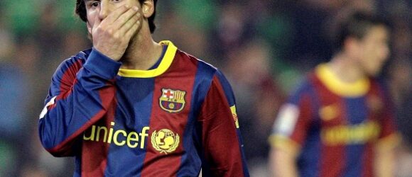 Messi, cariacontecido.